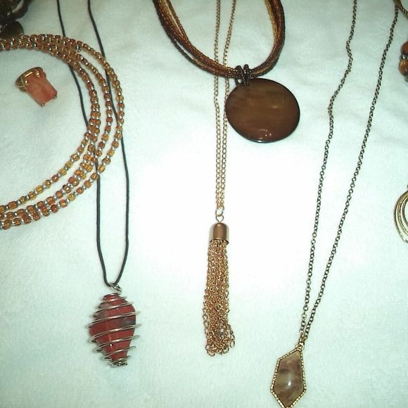 WOMENS JEWELRY LOT~NECKLACES BRACELETS RING EARRINGS CHOKERS-HEALING STONES - Picture 3 of 5